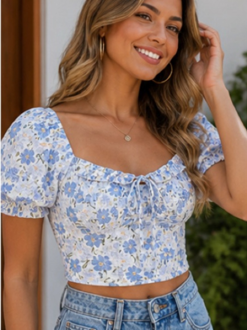 NWT Blu Pepper Blue Floral Puff Sleeve Sweetheart Crop Top Tie Back Size S